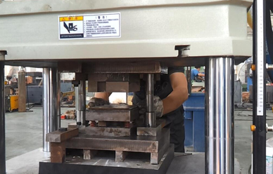 150噸(dun)錨杆托盤四(sì)柱液壓機視(shi)頻