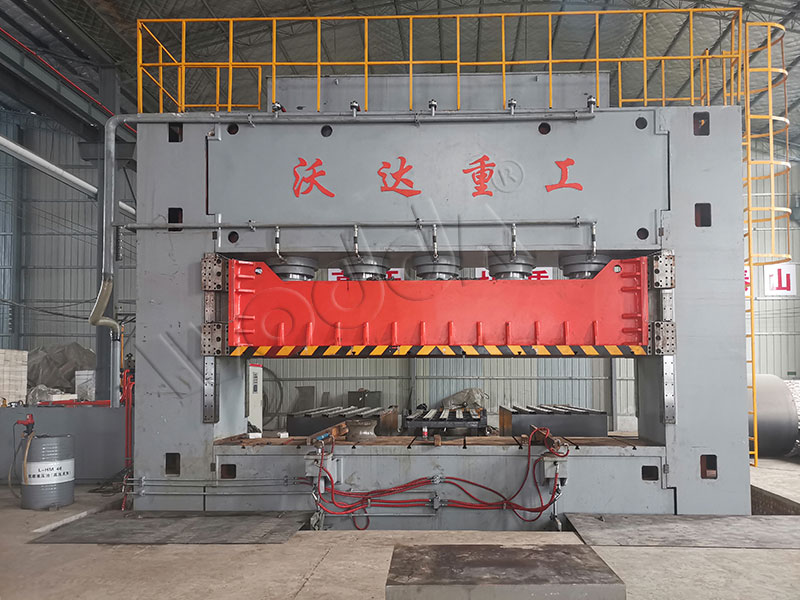 2500噸框架式液壓機 2500噸框架式液壓機