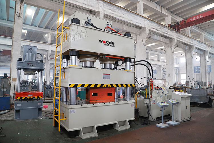 800噸四柱液壓機 800噸四柱液壓機