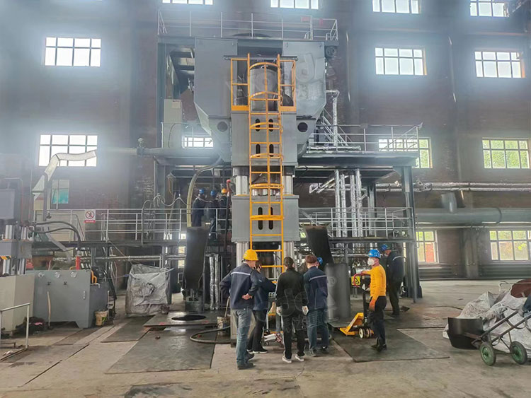 雙工位2000噸石墨坩埚液壓機 雙工位2000噸石墨坩埚液壓機