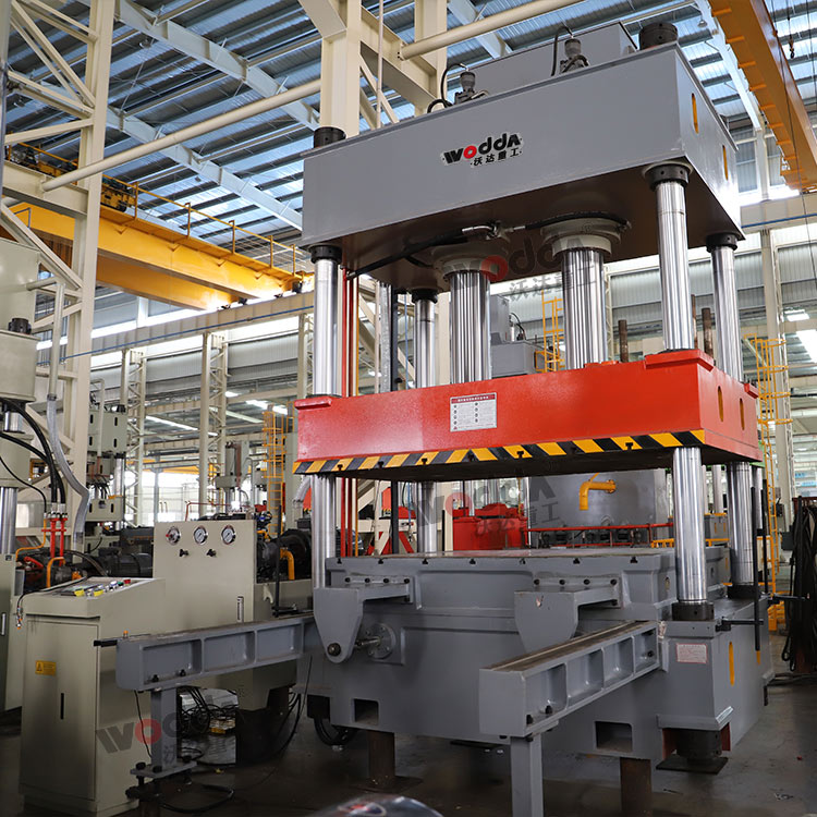 315噸液壓機帶移動工作台 315噸液壓機帶移動工作台