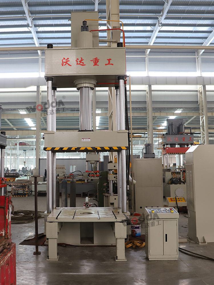 200噸四柱液壓機帶移動工作台 200噸四柱液壓機帶移動工作台